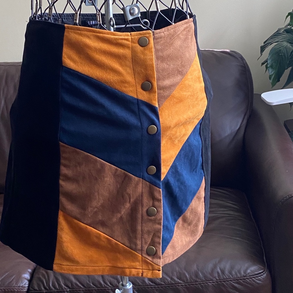 Lunik Perseus Color Block Chevron Suede Skirt Size L - Navy, Black, Amber